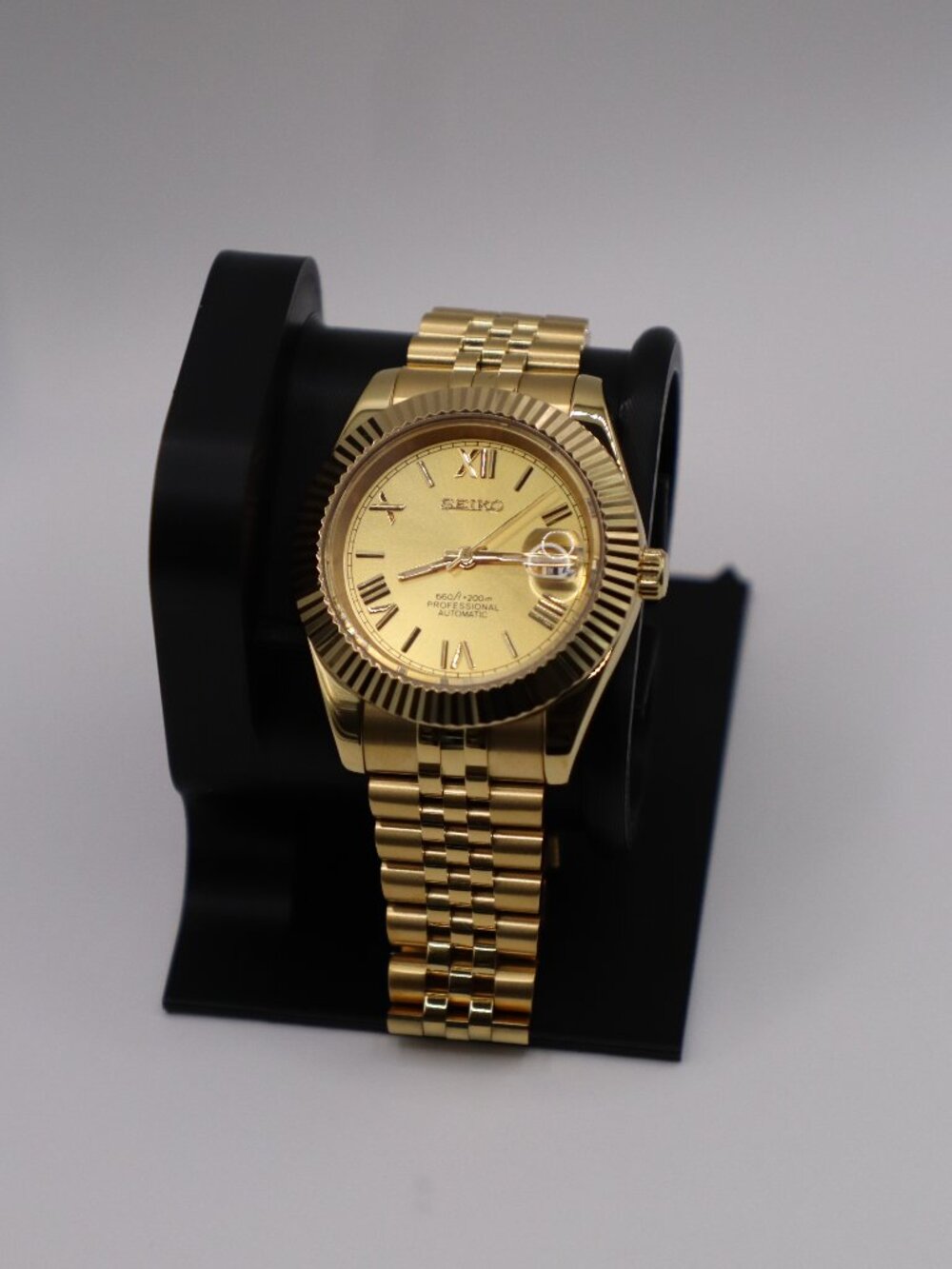 18K Gold Roman Numeral Seiko Mod ⌚✨
